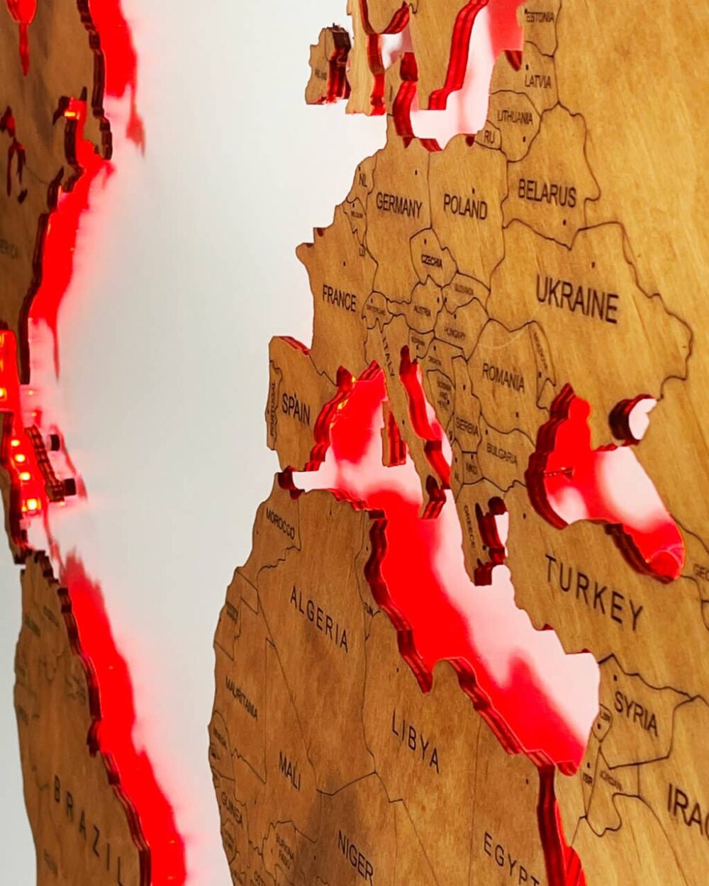 lluminated wooden world map Backlit Led Light Map 3