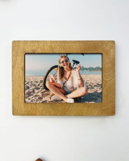Magnetic World Map Photo Frames for Wall